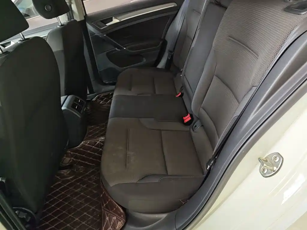 Volkswagen Golf — миниатюра 17