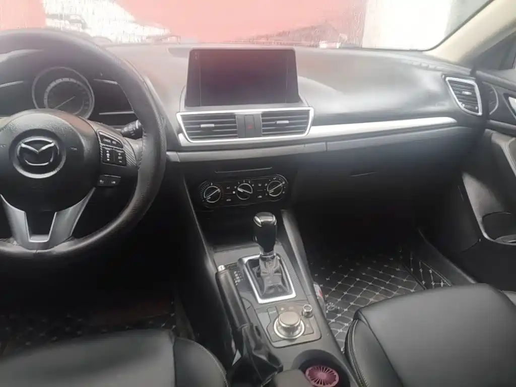 Mazda 3 Axela — миниатюра 13