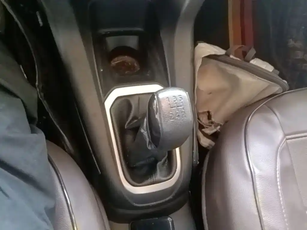 Peugeot 301 — миниатюра 14