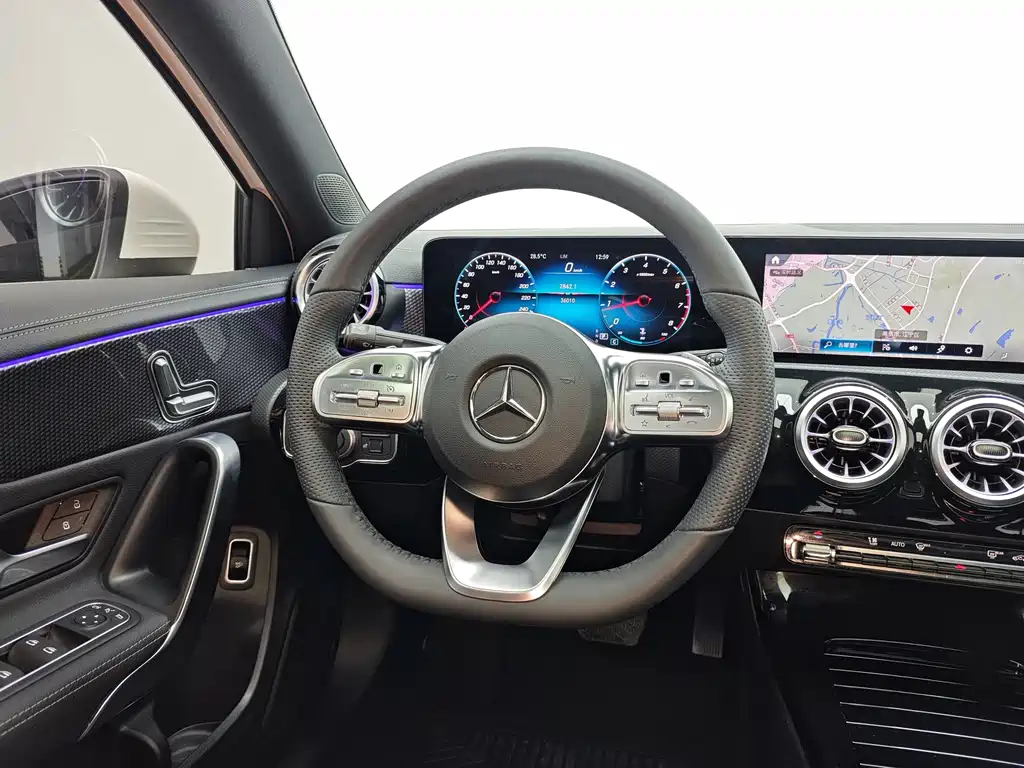 Mercedes-Benz A-Class — миниатюра 14