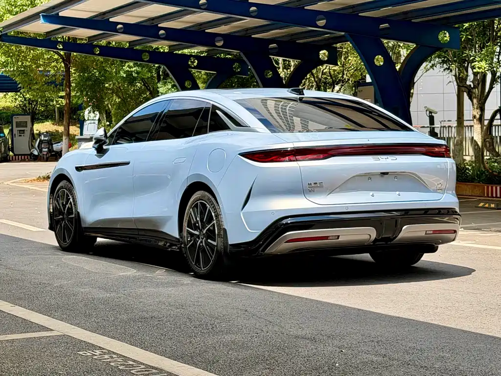 BYD Han L — миниатюра 6