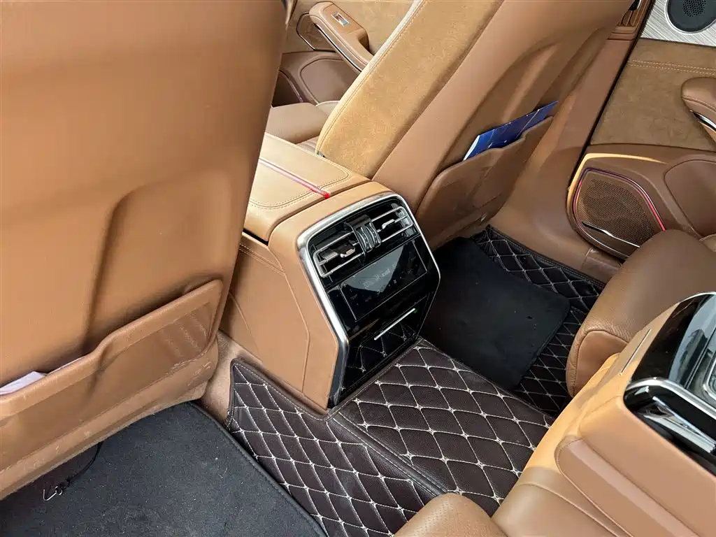 Hongqi H9 2020 2.0T