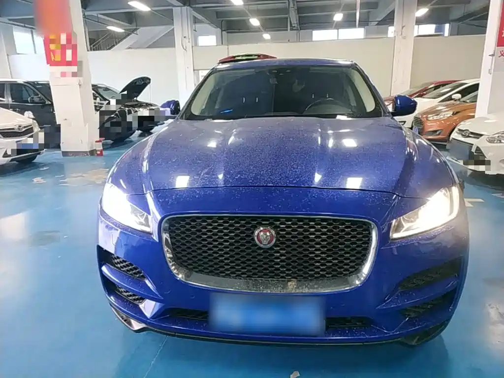 Jaguar F-PACE — миниатюра 3