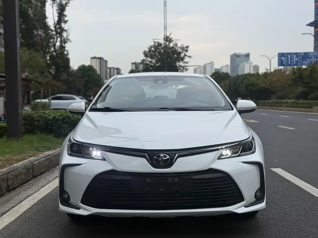 Toyota Corolla — миниатюра 2