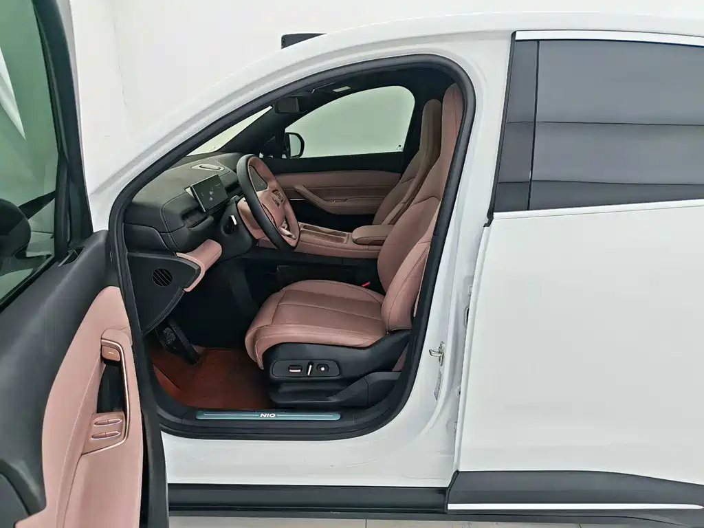 NIO EC6 — миниатюра 8
