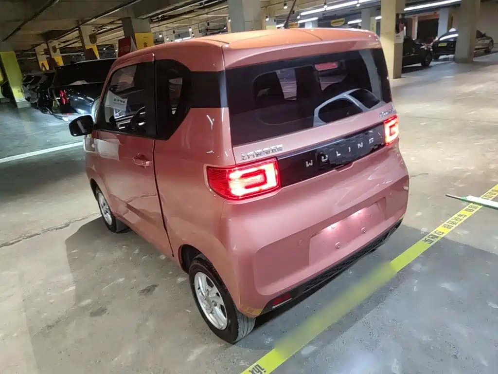 Wuling MINIEV — миниатюра 5