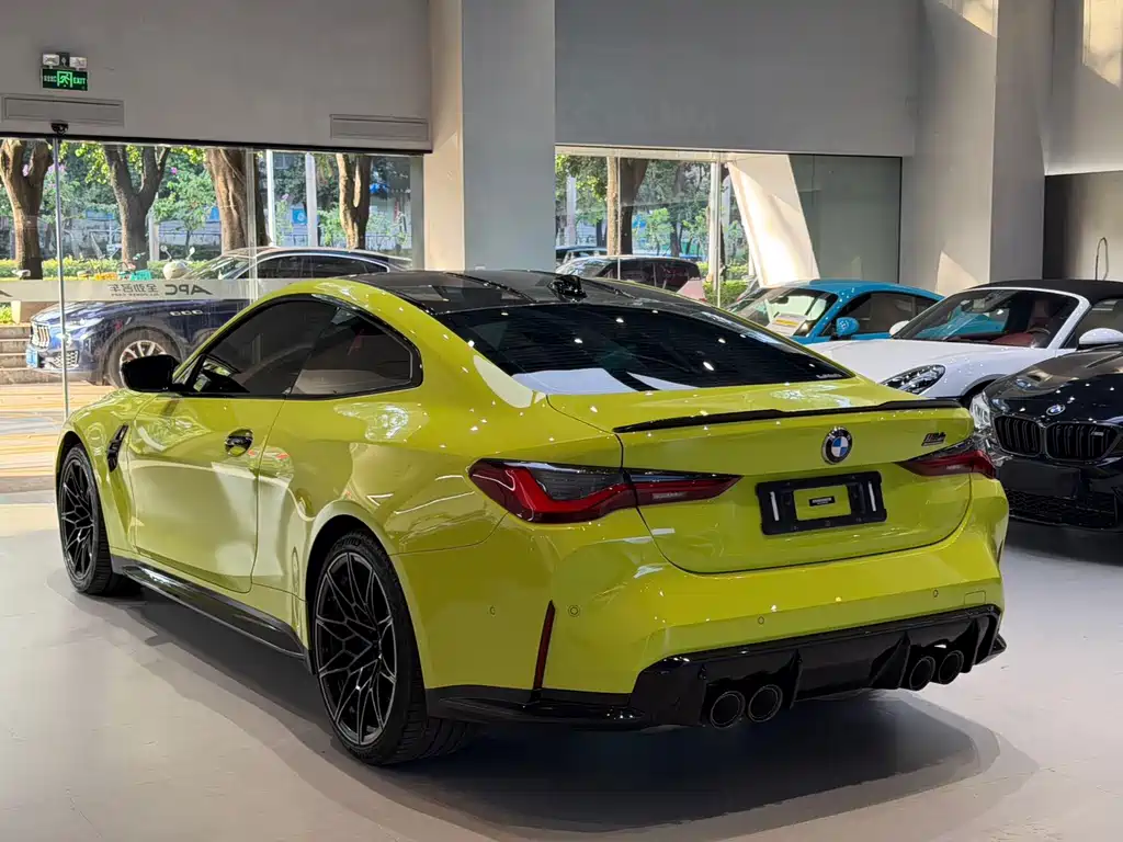 BMW M4 — миниатюра 5