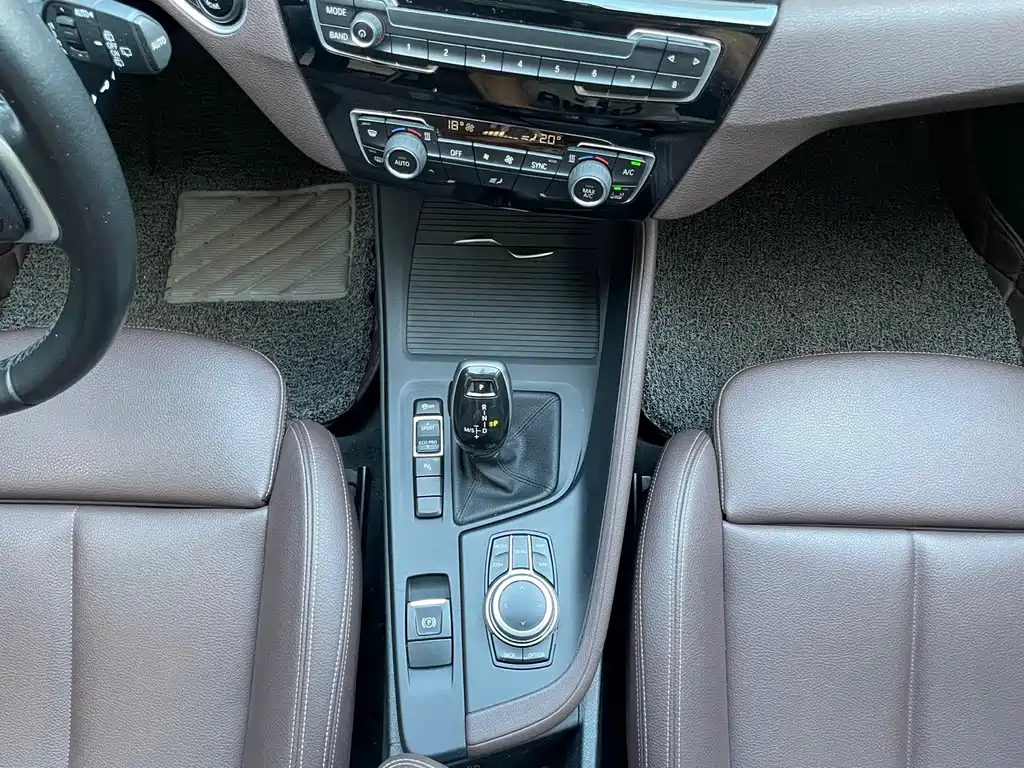 BMW X1 — миниатюра 12