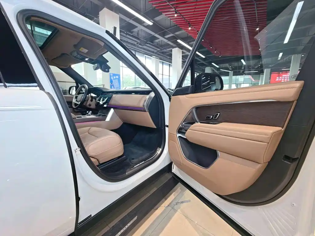 Land Rover Range Rover — миниатюра 27