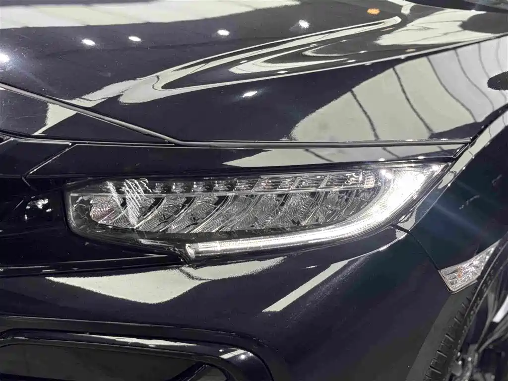 Honda Civic — миниатюра 4