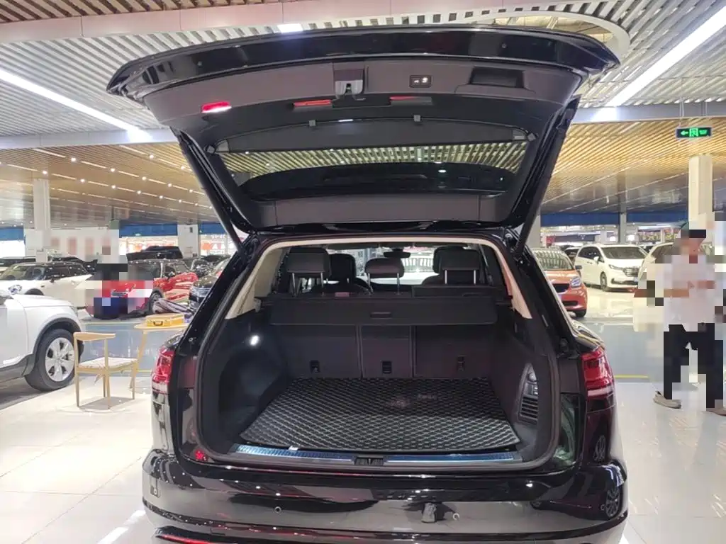 Volkswagen Touareg — миниатюра 19