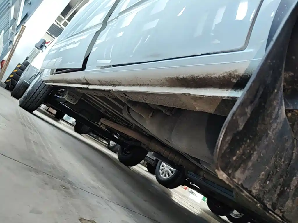 MAXUS V80 — миниатюра 21