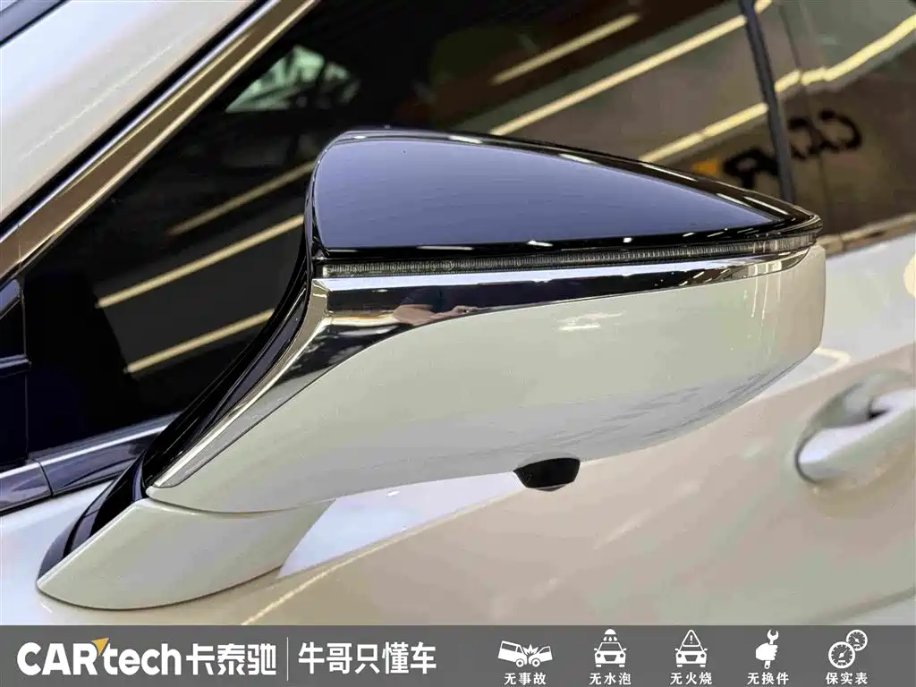 Lexus ES — миниатюра 9