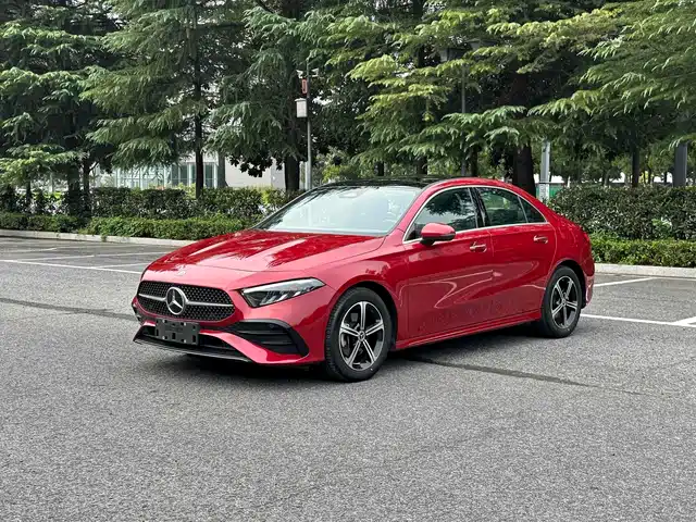 MERCEDES-BENZ A CLASS 2023