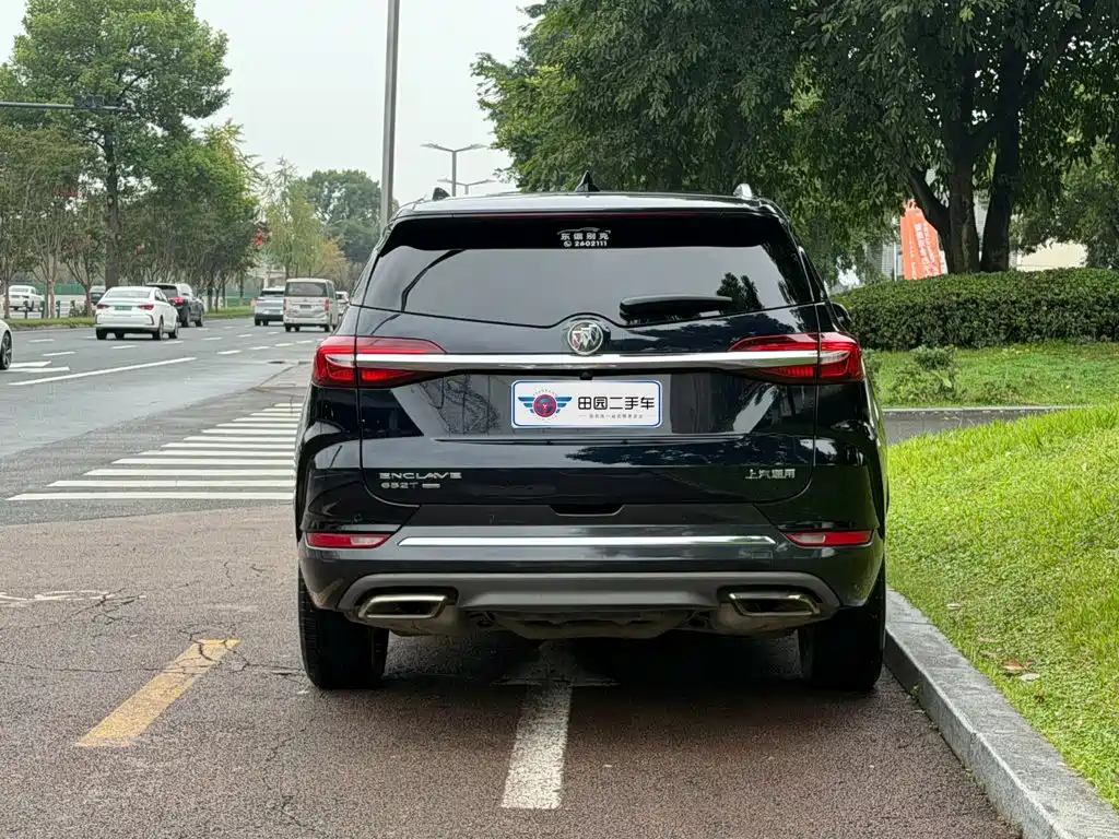Buick Enclave — миниатюра 5