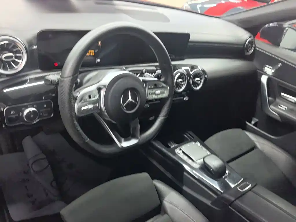 Mercedes-Benz A-Class — миниатюра 4