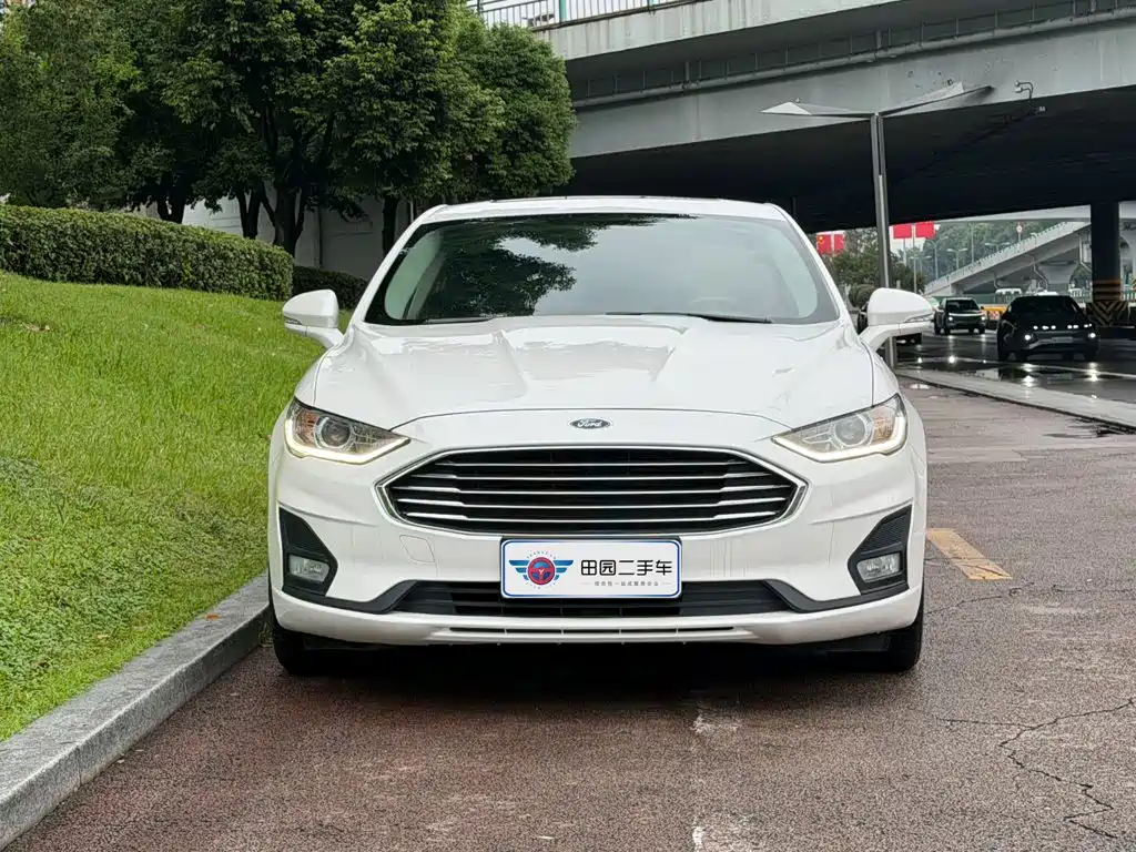 Ford Mondeo — миниатюра 2