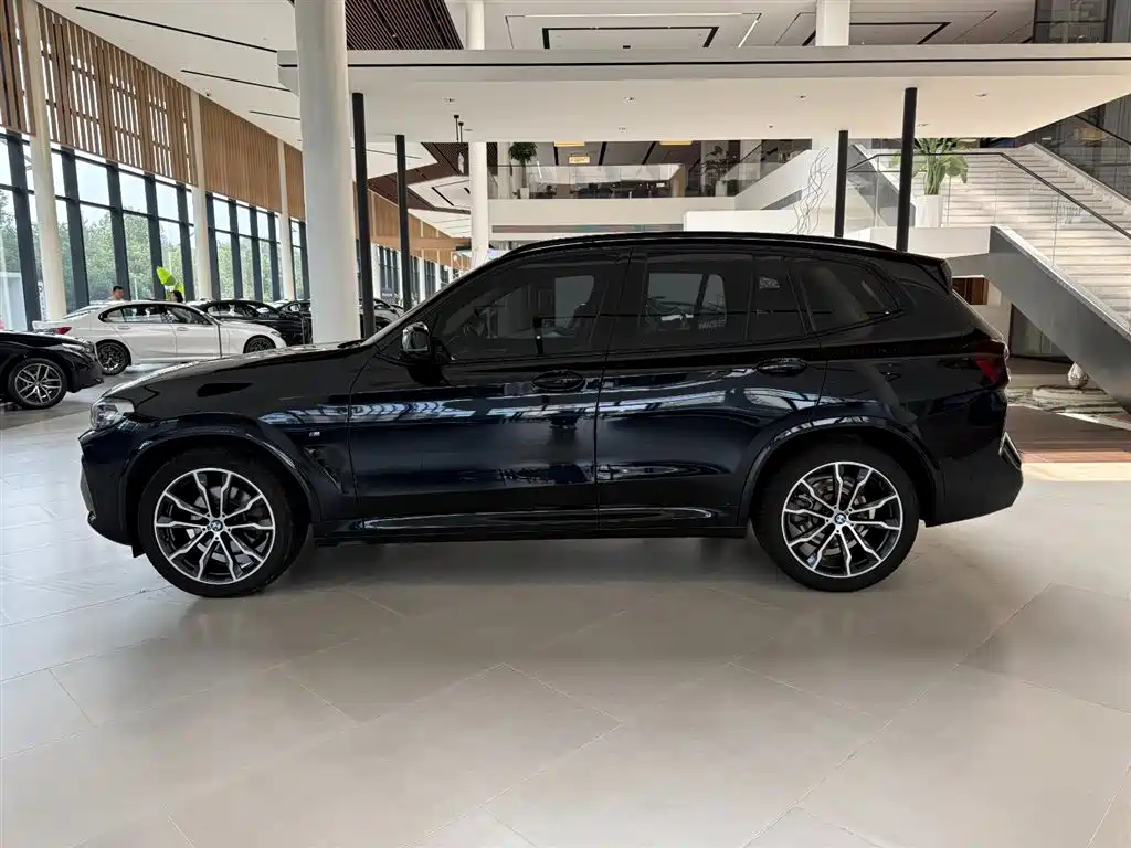 BMW X3 — миниатюра 12