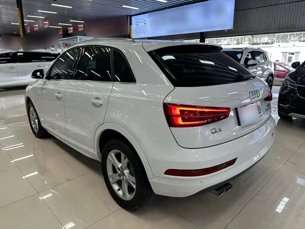 Audi Q3 — миниатюра 5