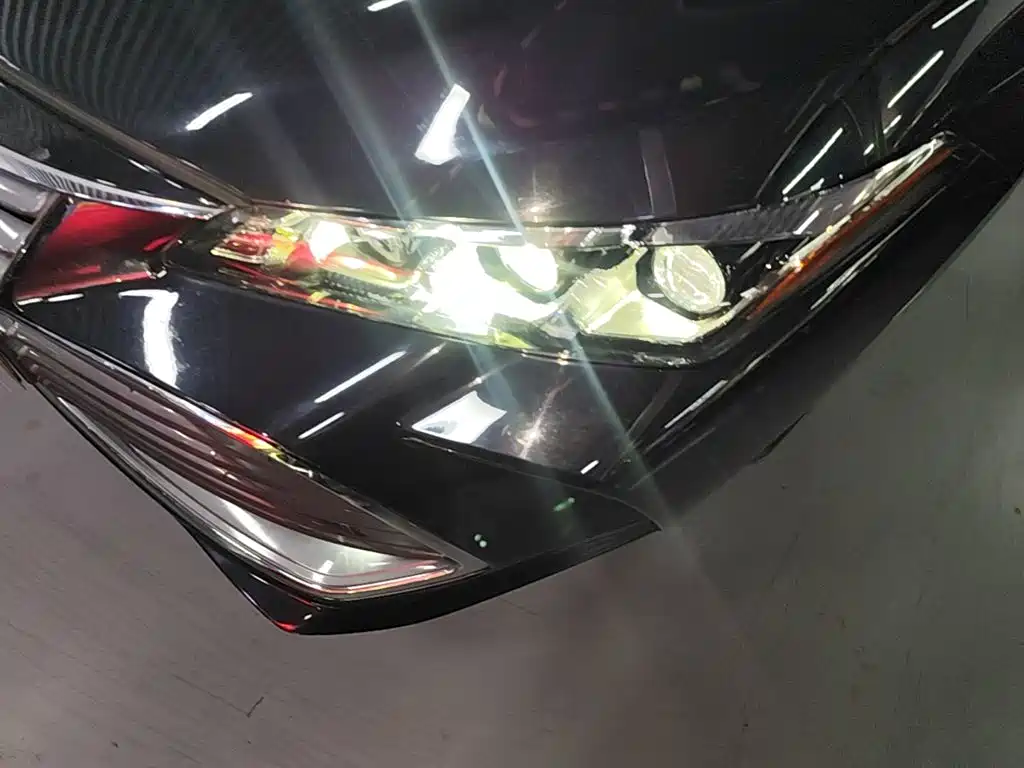 Toyota Avalon — миниатюра 24