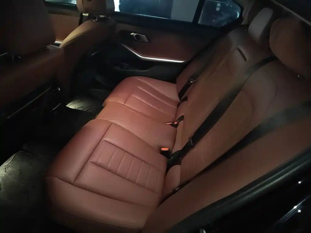 BMW 3 Series — миниатюра 17