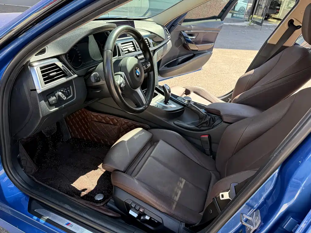BMW 3 Series — миниатюра 7