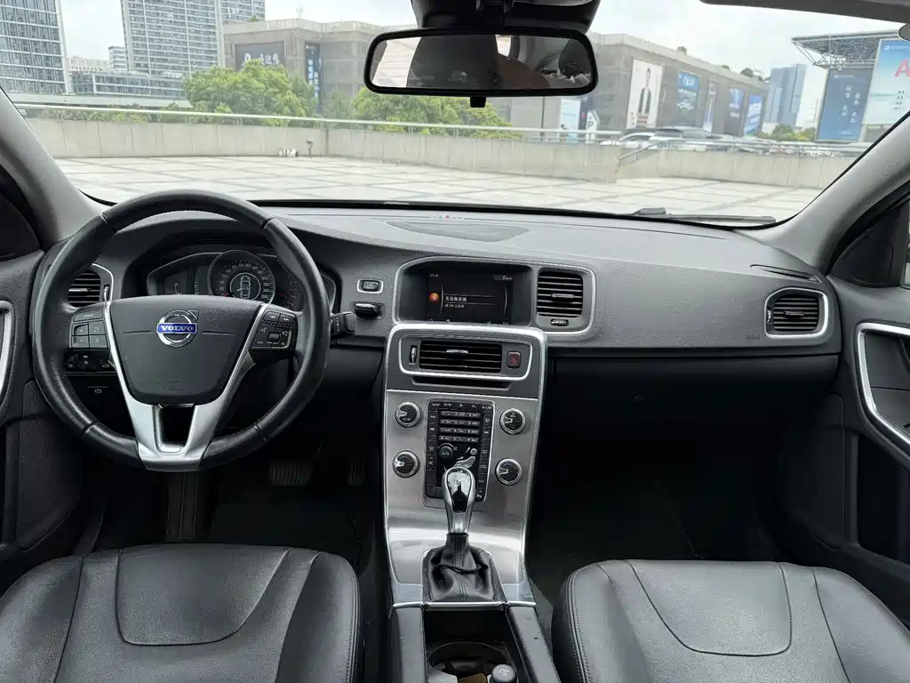 Volvo S60 — миниатюра 12
