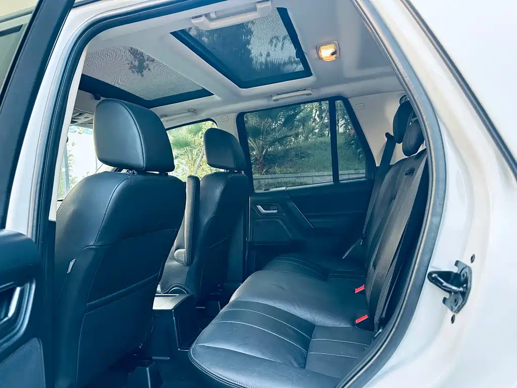 Land Rover Freelander 2 — миниатюра 8