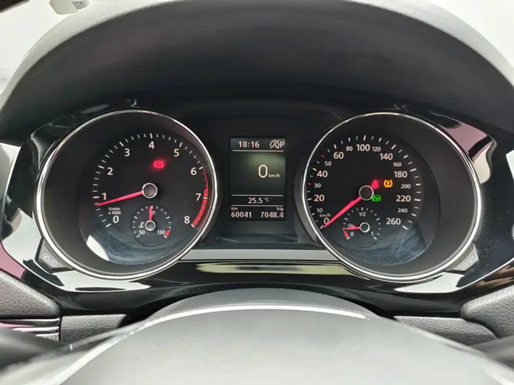 Volkswagen Sagitar — миниатюра 4
