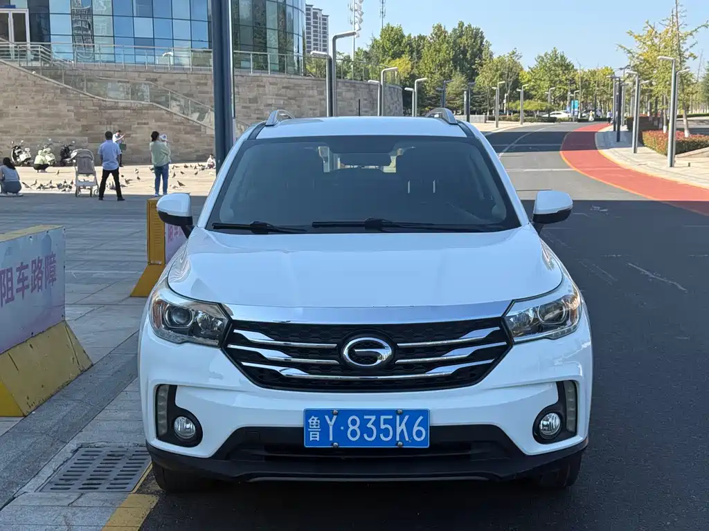 GAC Motor Trumpchi GS4