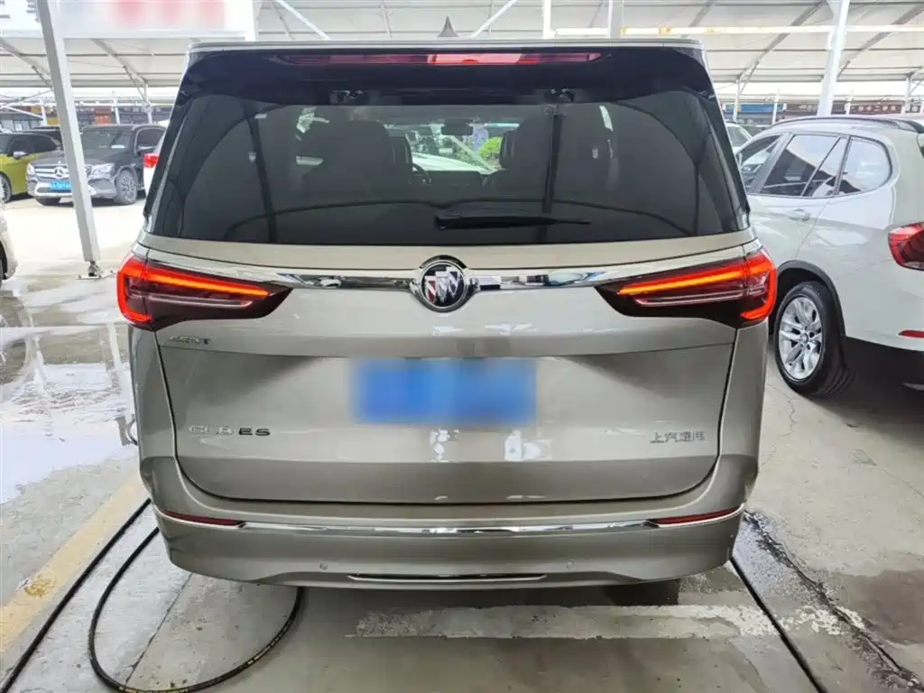 Buick GL8 2022 ES 653T Luxury