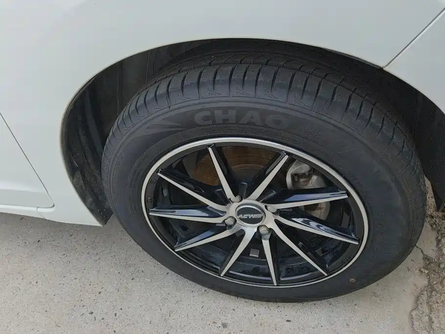 Honda Fit — миниатюра 6