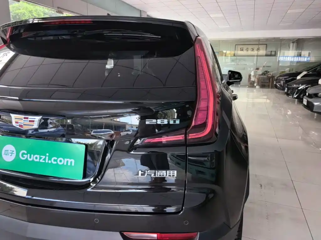Cadillac XT4 — миниатюра 8