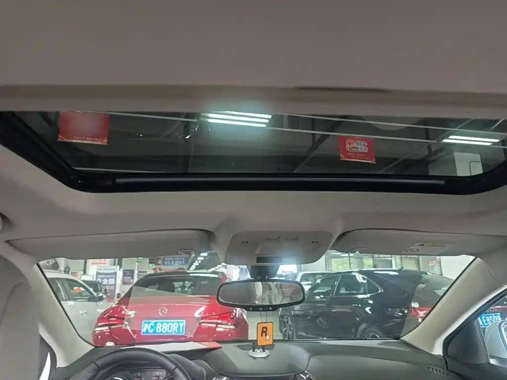 Chevrolet Cruze — миниатюра 18