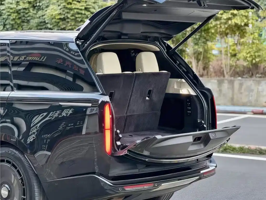 Land Rover Range Rover — миниатюра 10