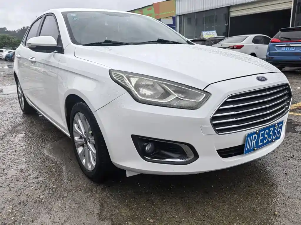 Ford Escort — миниатюра 2
