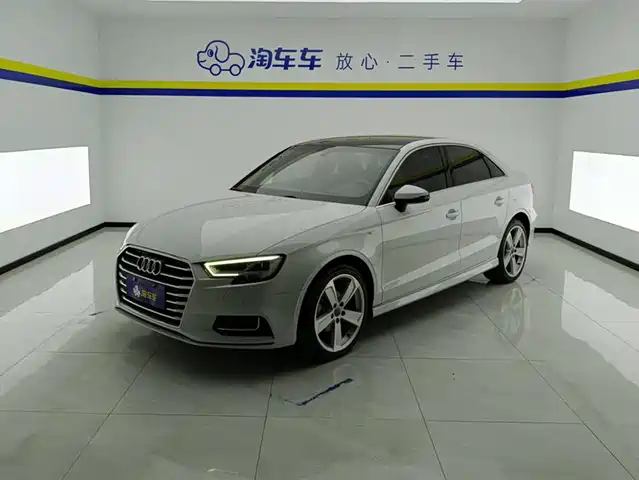 AUDI A3 2019