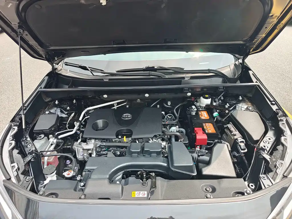 Toyota RAV4 — миниатюра 20