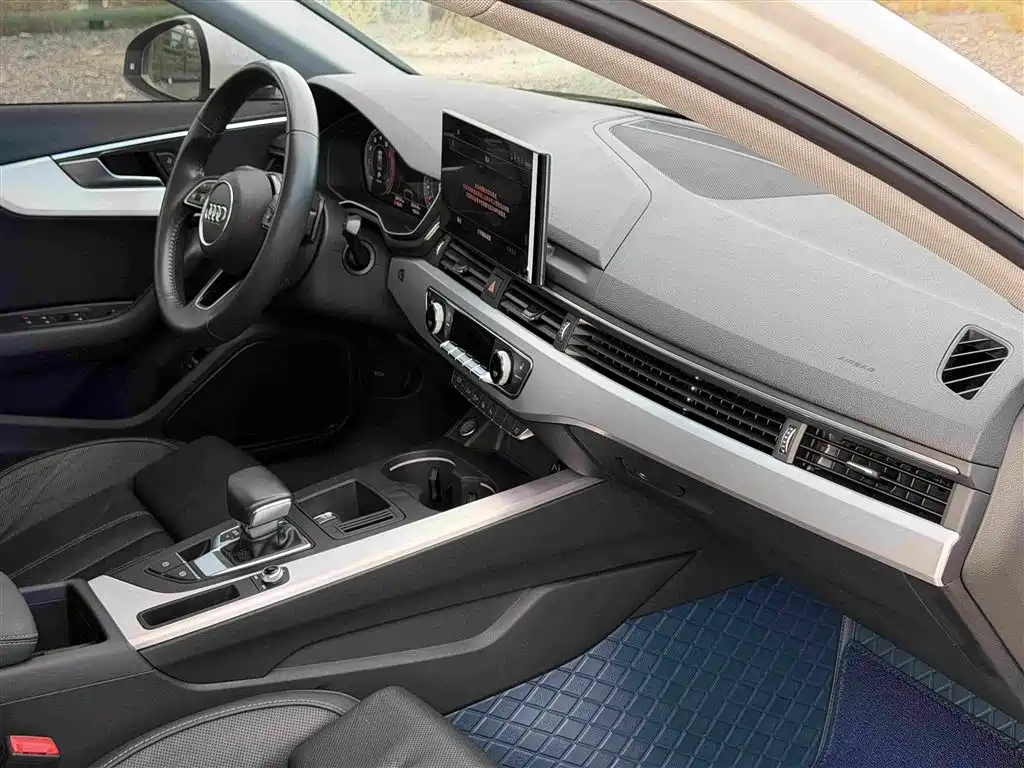 Audi A4L — миниатюра 12