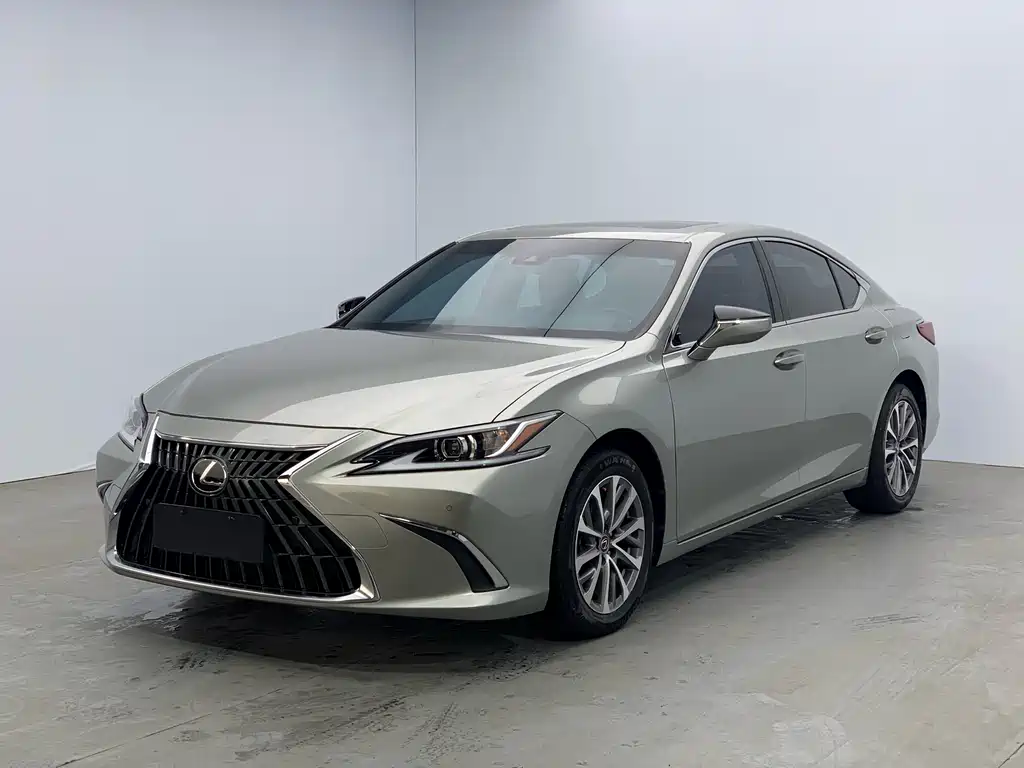 Lexus ES 2022 200