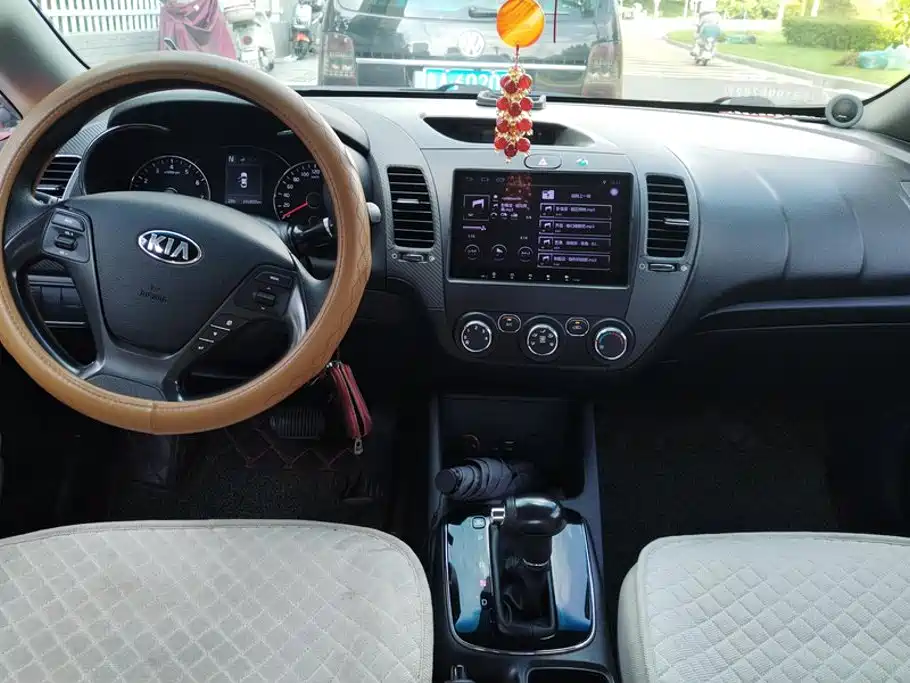 Kia K3 — миниатюра 12