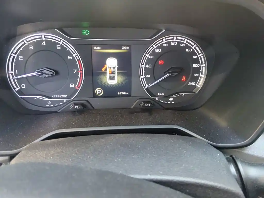 Geely Vision X6 — миниатюра 5