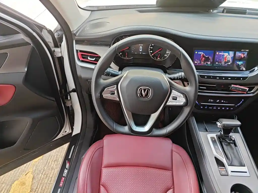 Changan CS35PLUS — миниатюра 6