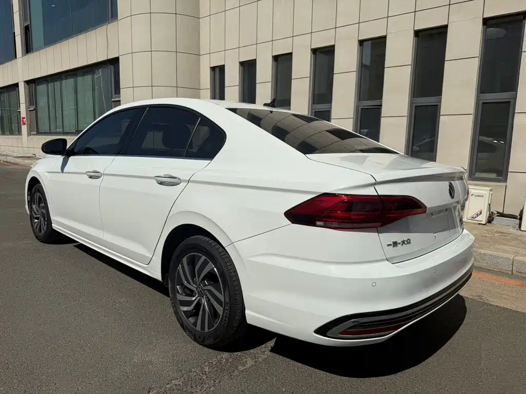 Volkswagen Bora — миниатюра 6