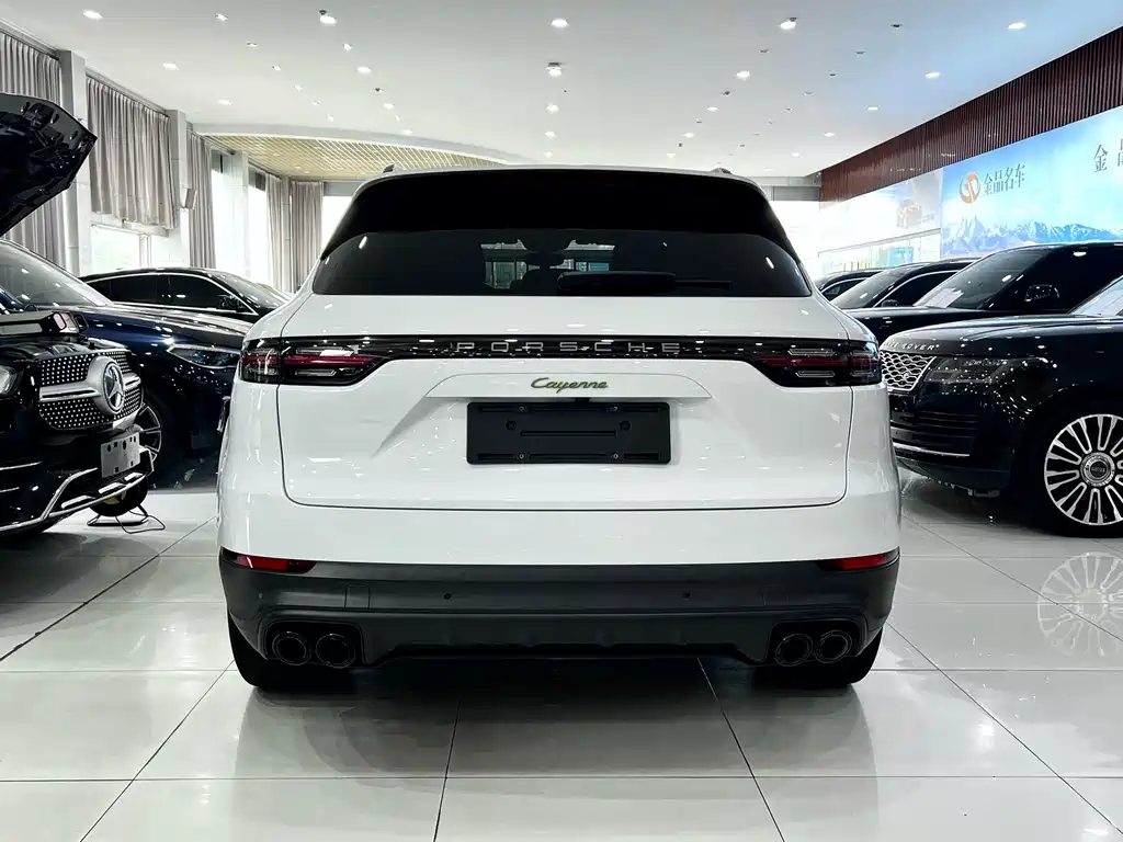 Porsche Cayenne Hybrid — миниатюра 6