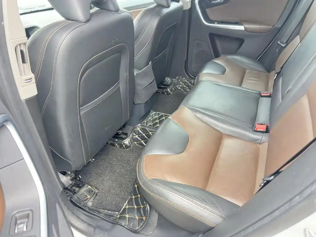 Volvo XC60 — миниатюра 14