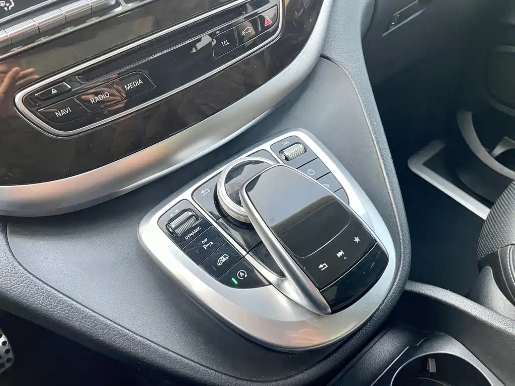 Mercedes-Benz V-Class V 2017 V 260 L Luxury Long Wheelbase