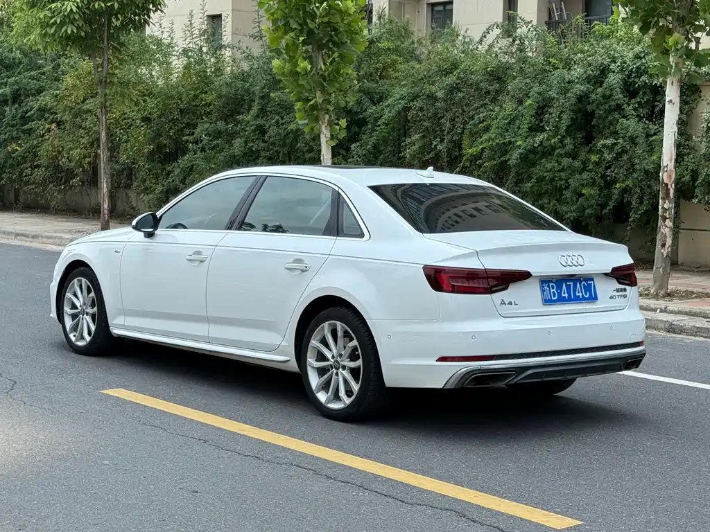 Audi A4L — миниатюра 9