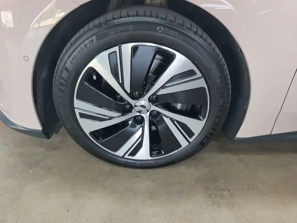 NIO ET5 — миниатюра 23