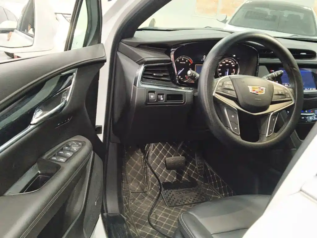 Cadillac XT5 — миниатюра 16